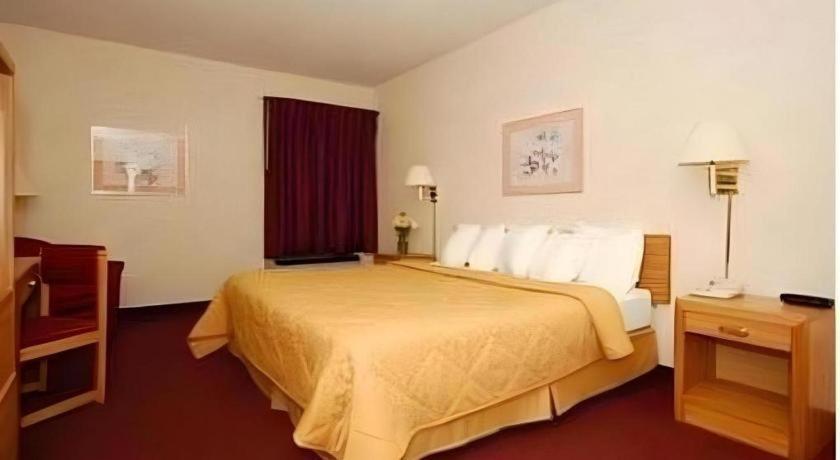 Quality Inn Waynesburg Exteriör bild